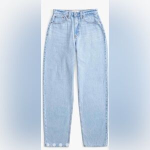 Abercrombie & Fitch Curve Love High Rise Tapered Loose Jean